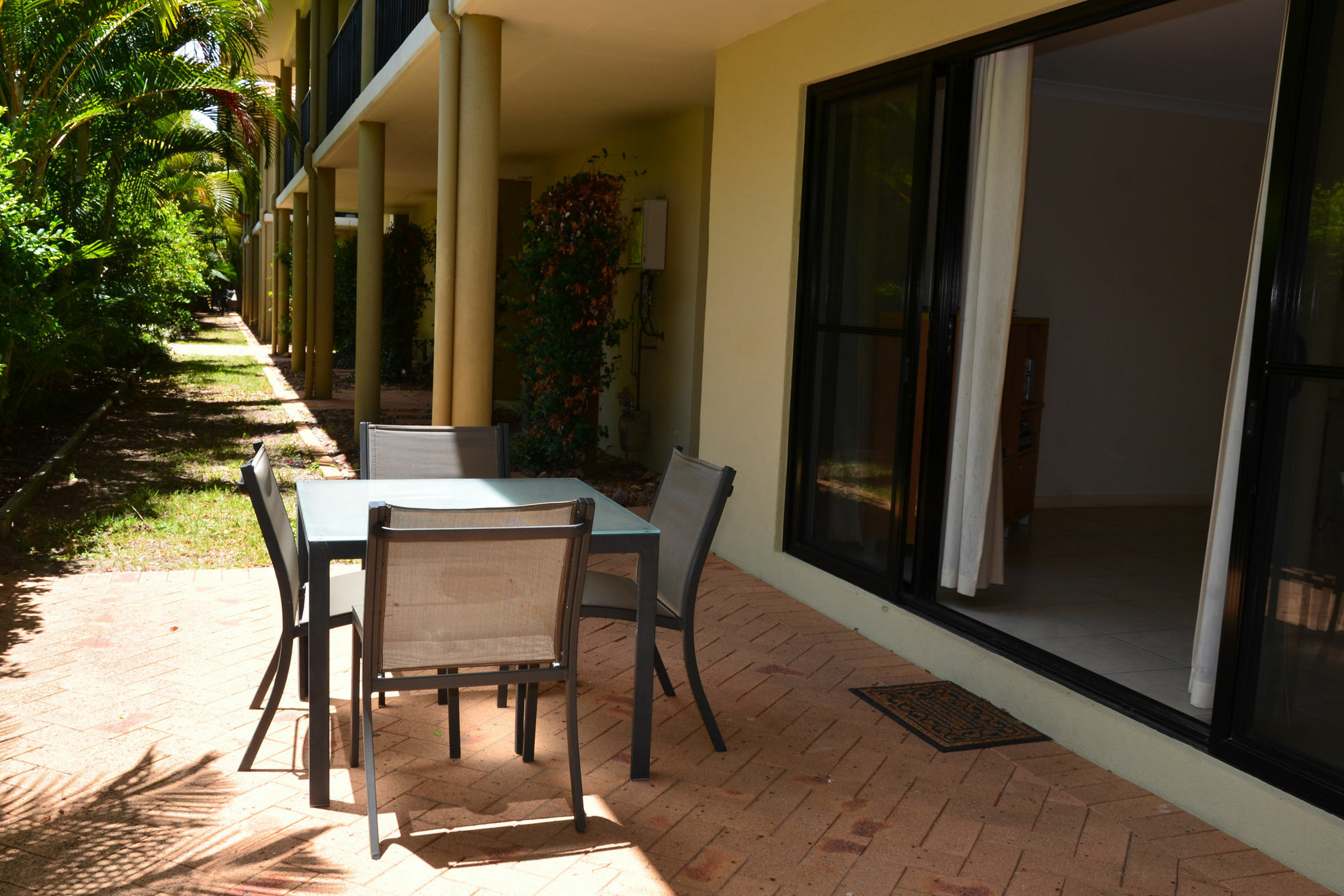 Arlia Sands Apartments Χέρβεϊ Μπέι Εξωτερικό φωτογραφία